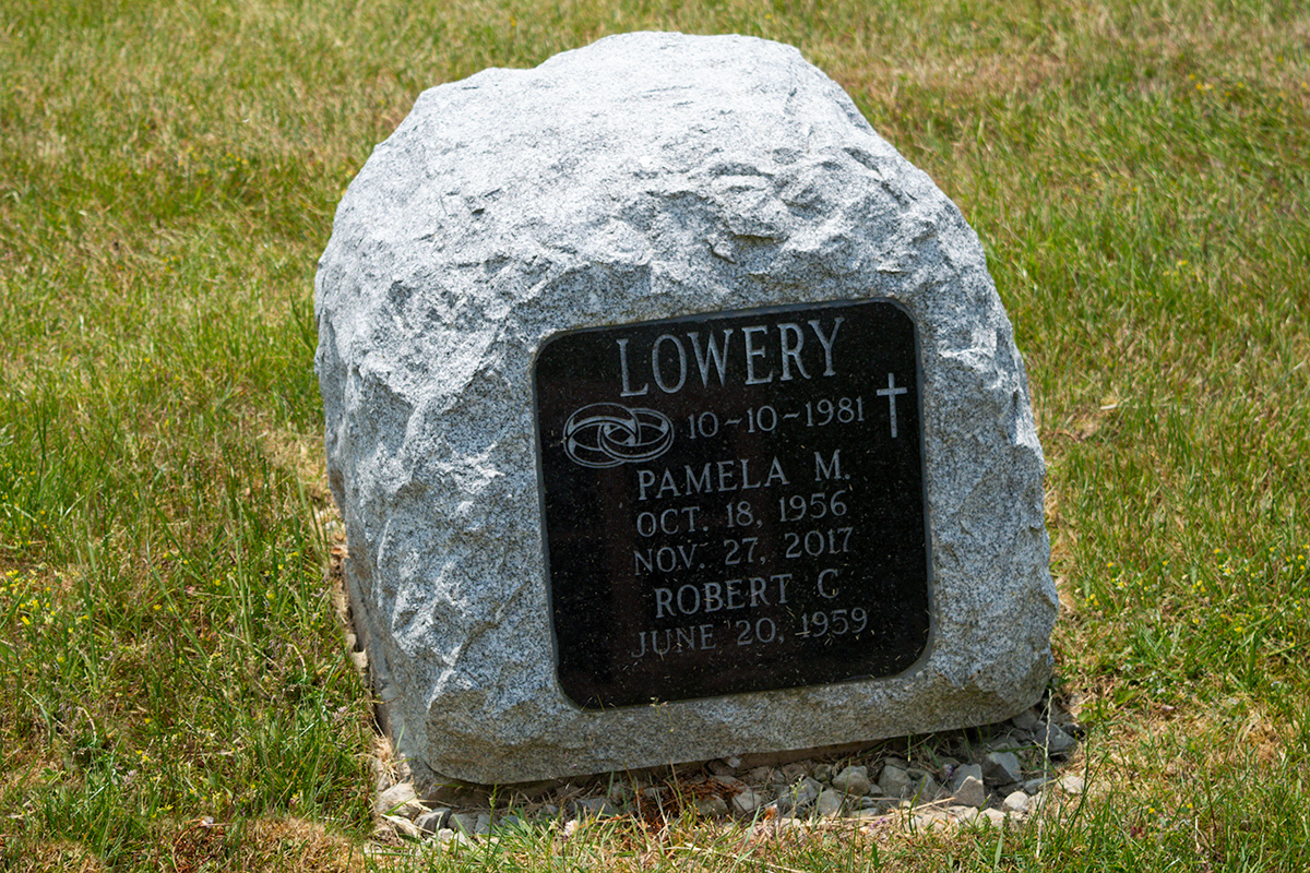 MNiche Boulder at All Saints Cemetery in Northfield